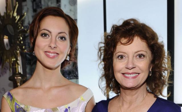 Susan Sarandon and Eva Amurri look alike